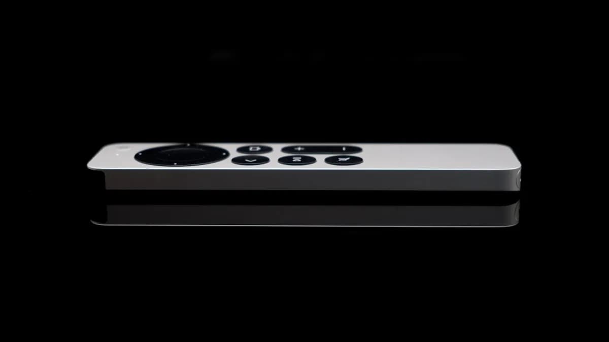 a black and white photo of a remote control