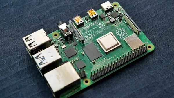 green and black circuit board