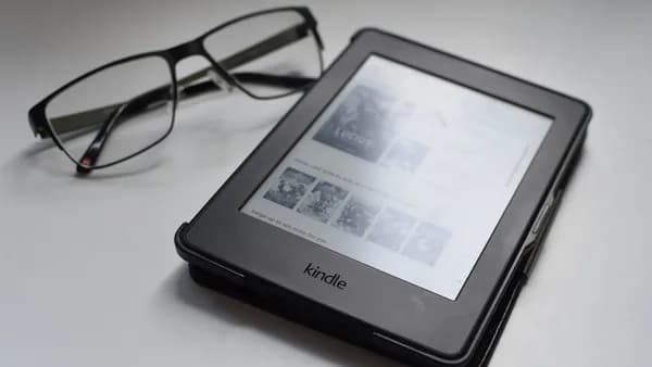 black amazon e book reader