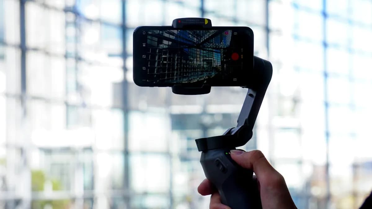 black phone with gimbal