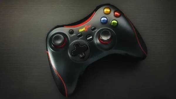 black game controller