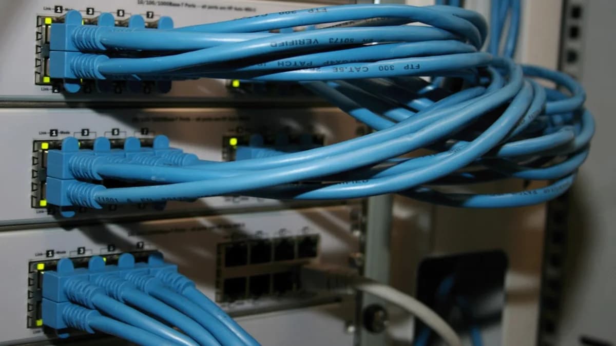 a blue and black machine