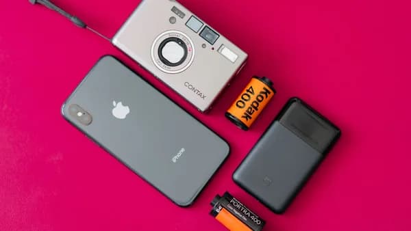 space gray iPhone X