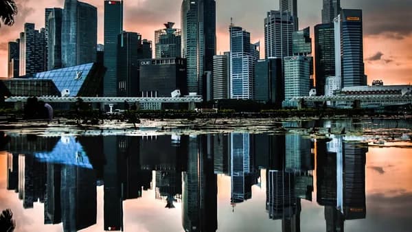 landscape photography of a city