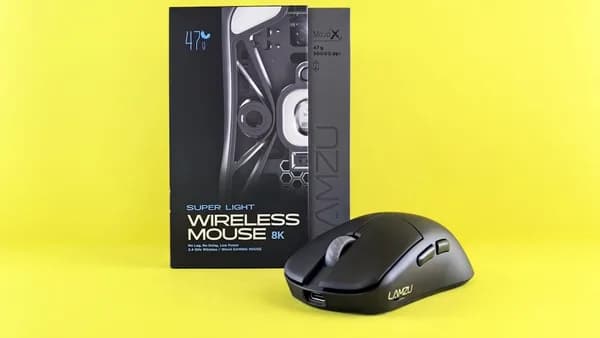 A wireless mouse and its packaging are displayed.