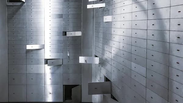 a room that has a bunch of drawers in it