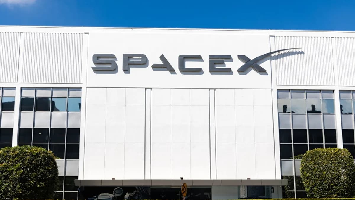 a building with a sign that says spacex on it