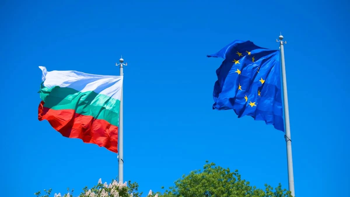 white red and blue flag on pole during daytime