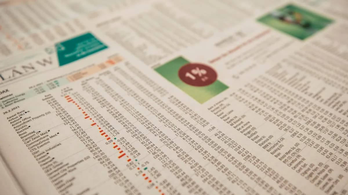 white printer paper with red and green round sticker