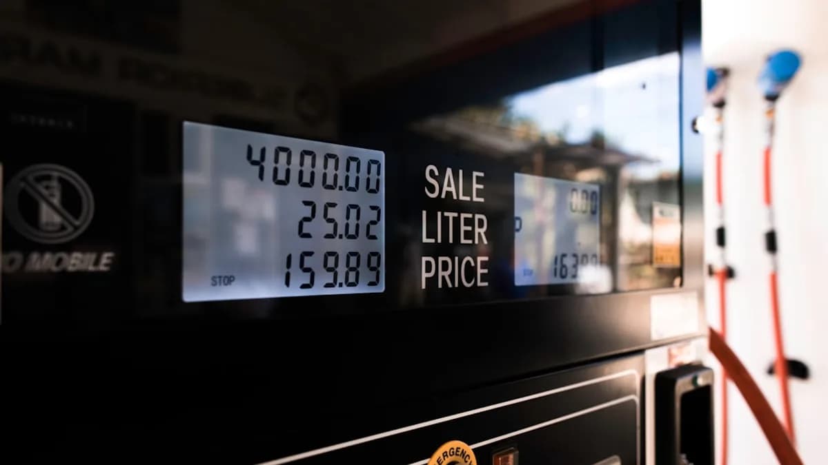 black digital device at 2 00