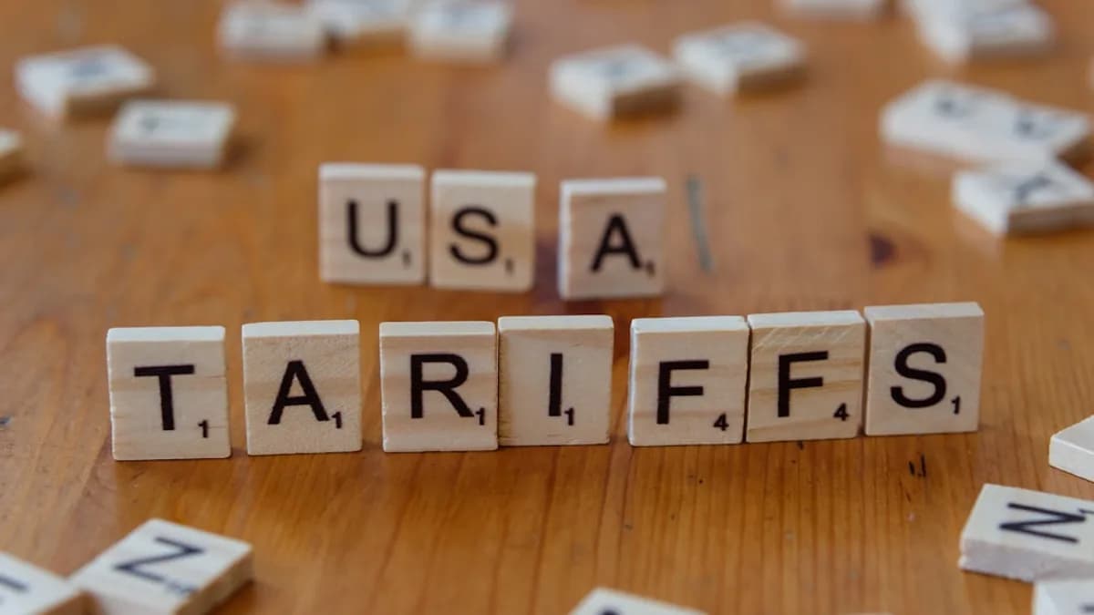 A close up of scrabble tiles spelling the word usa, tarifs