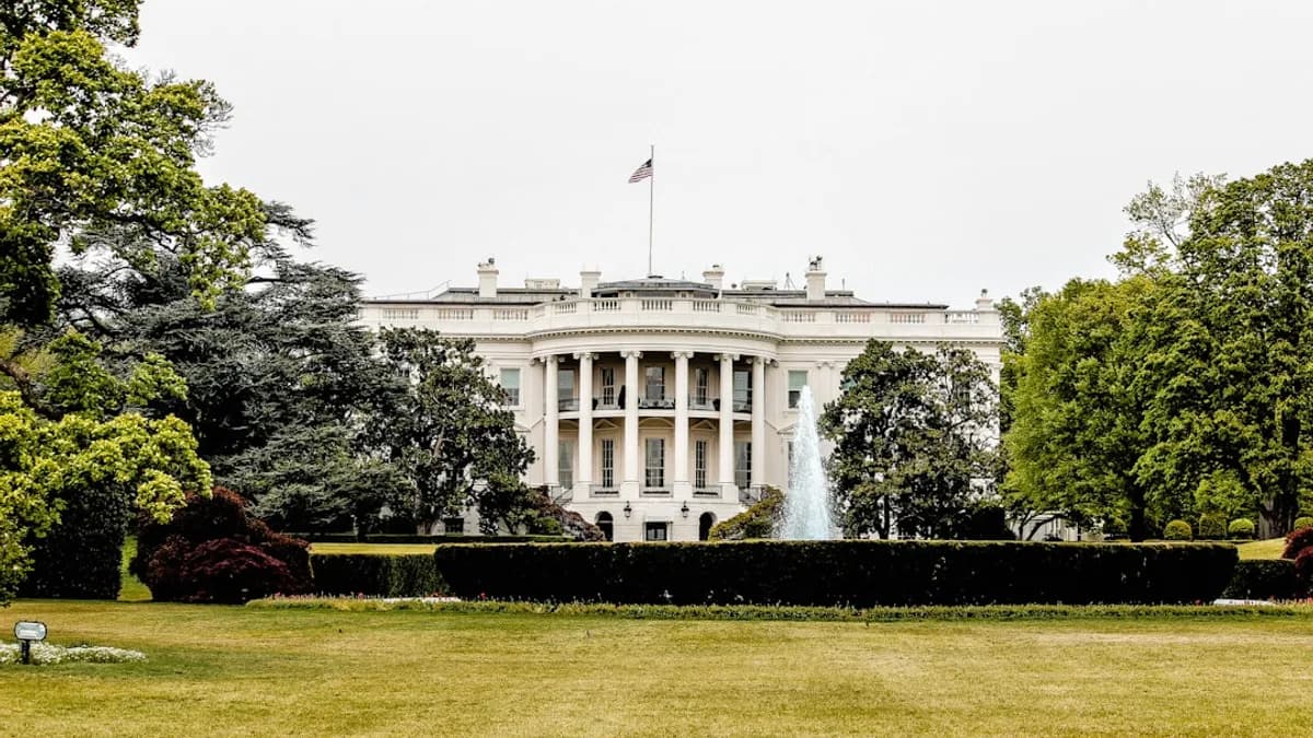 architectural photography of white house