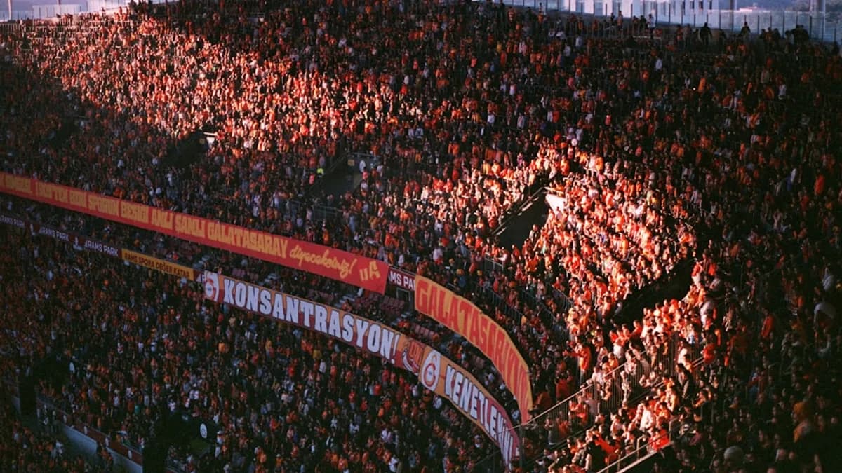 A large crowd of people in a stadium
