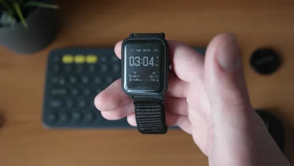 black smart watch at 10 54
