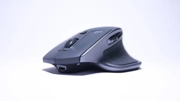 black and gray cordless computer mouse