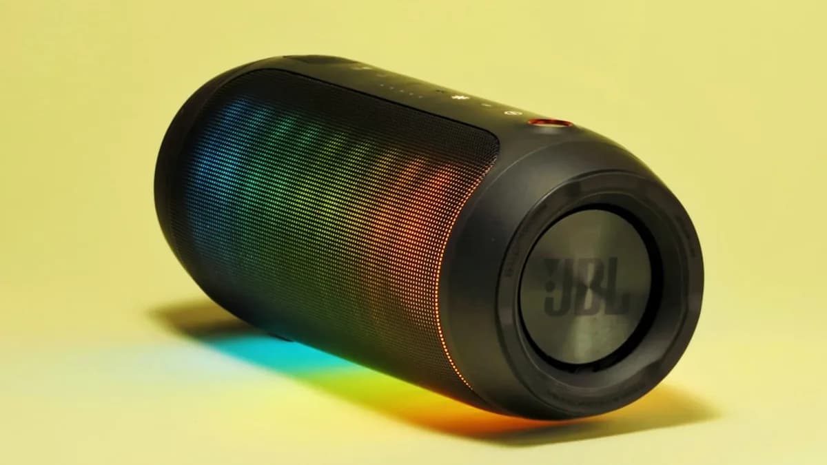 black and silver portable speaker